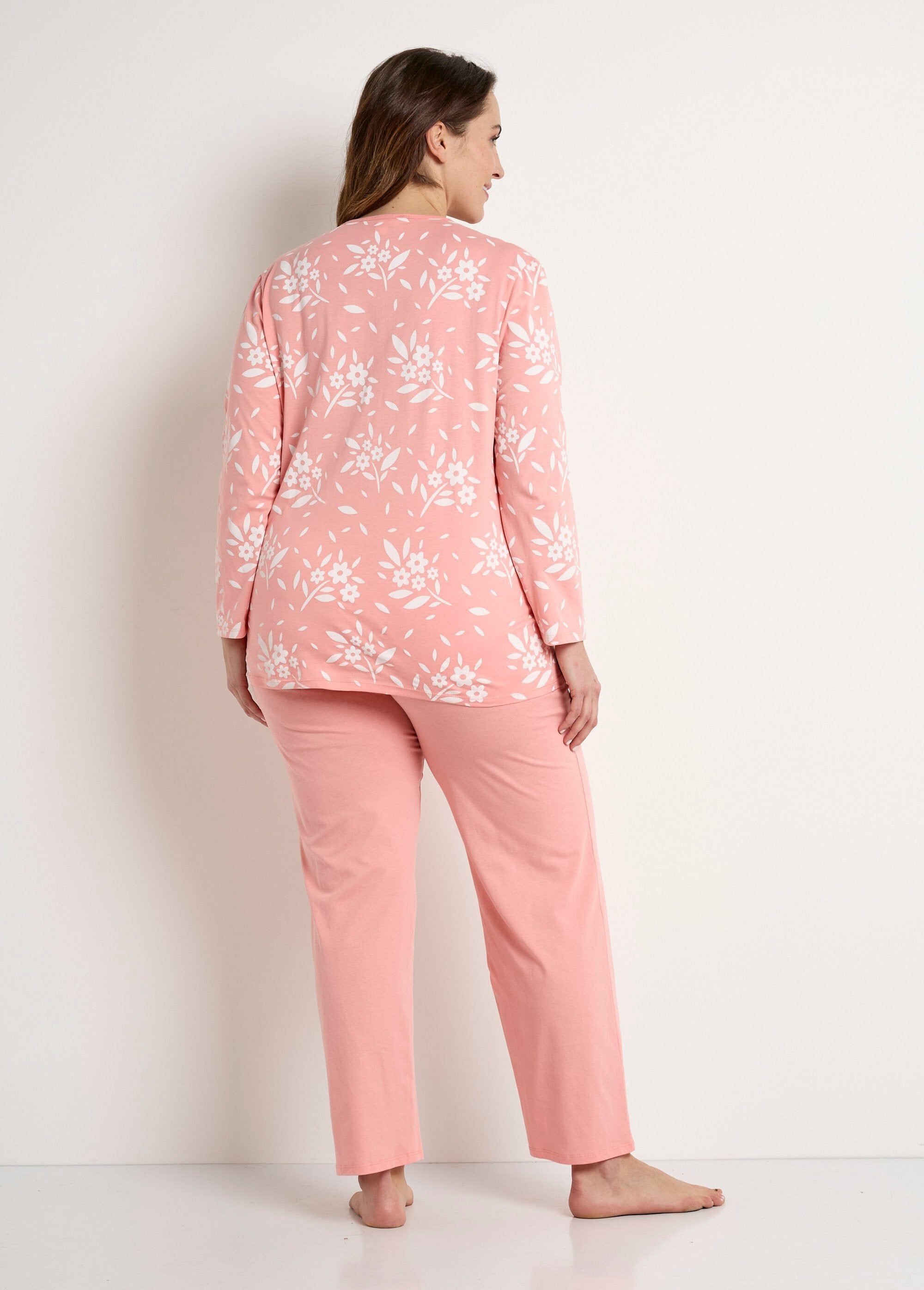 Pijama_de_manga_larga_de_algodón_con_botones_y_cuello_en_V_Coral_DO1_curvy