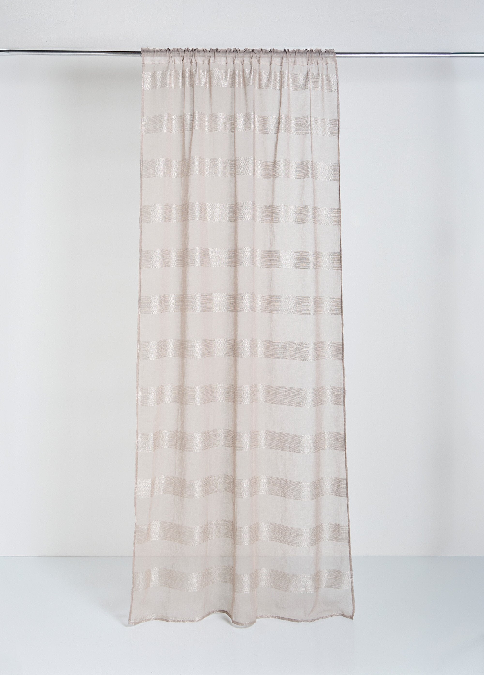 Cortina_de_un_panel_con_cabecera_fruncida,_brillante._Lunar_FA1_slim