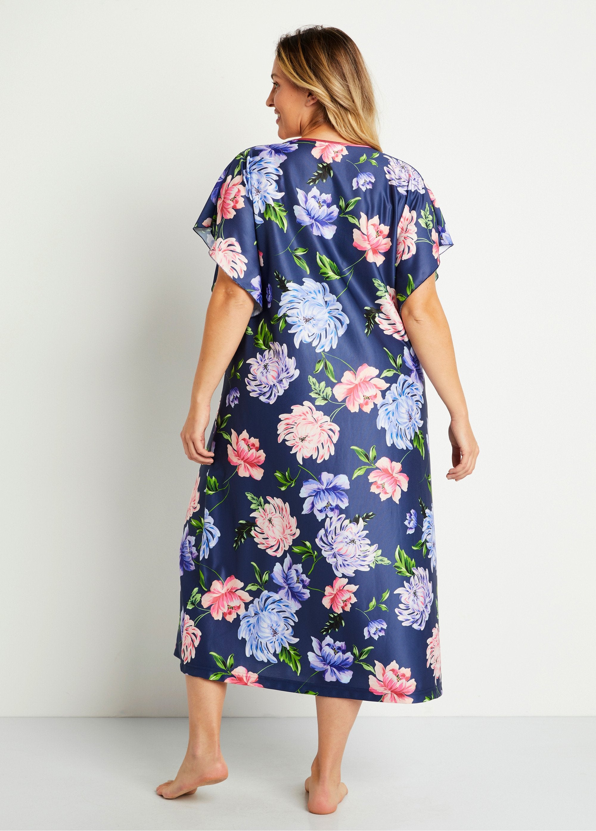 Vestido_de_azafata_malla_raso_antiestático_Estampado_azul_marino_DO1_curvy