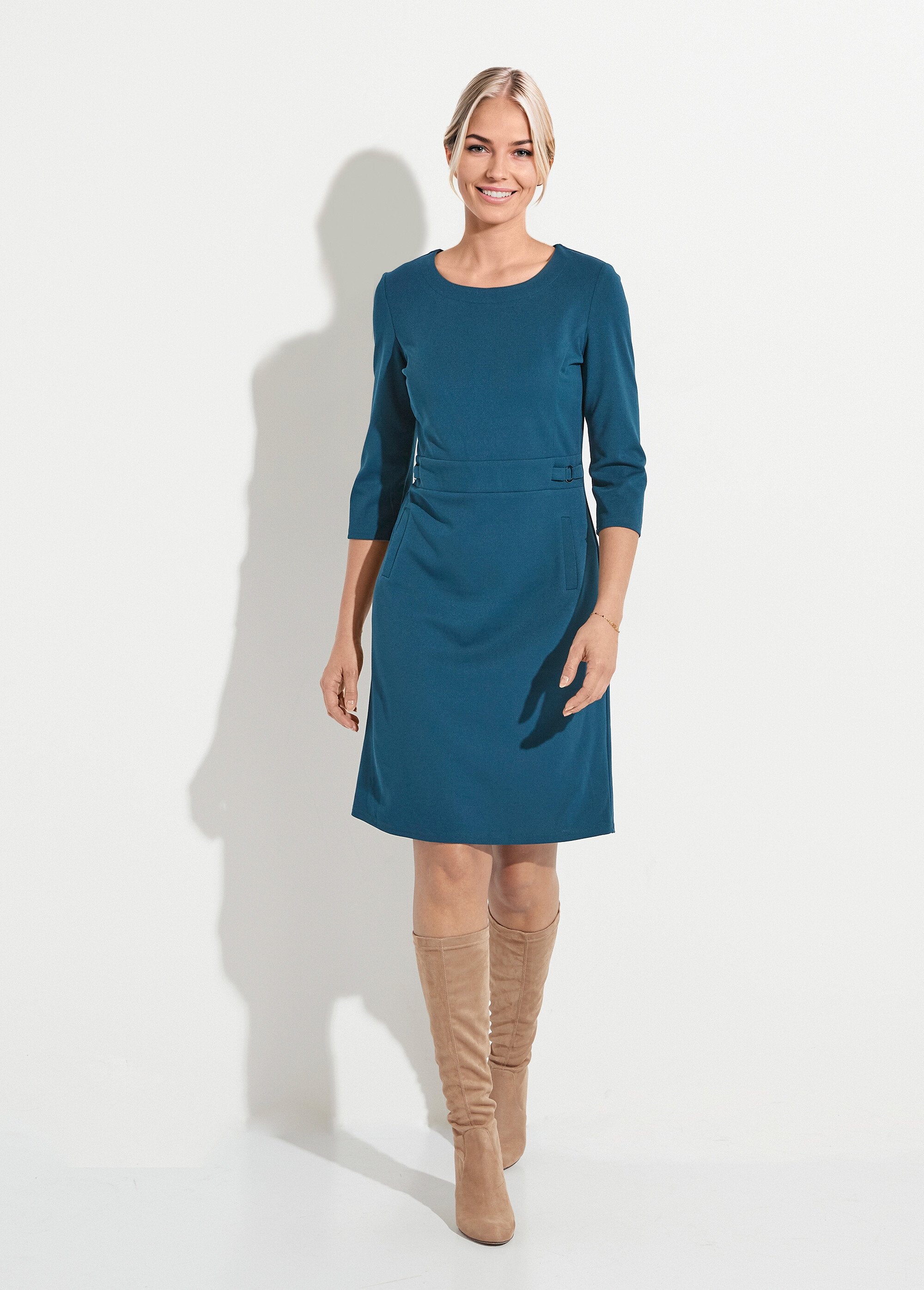 Vestido_recto_con_mangas_3/4_en_punto_suave_Pato_FA1_slim