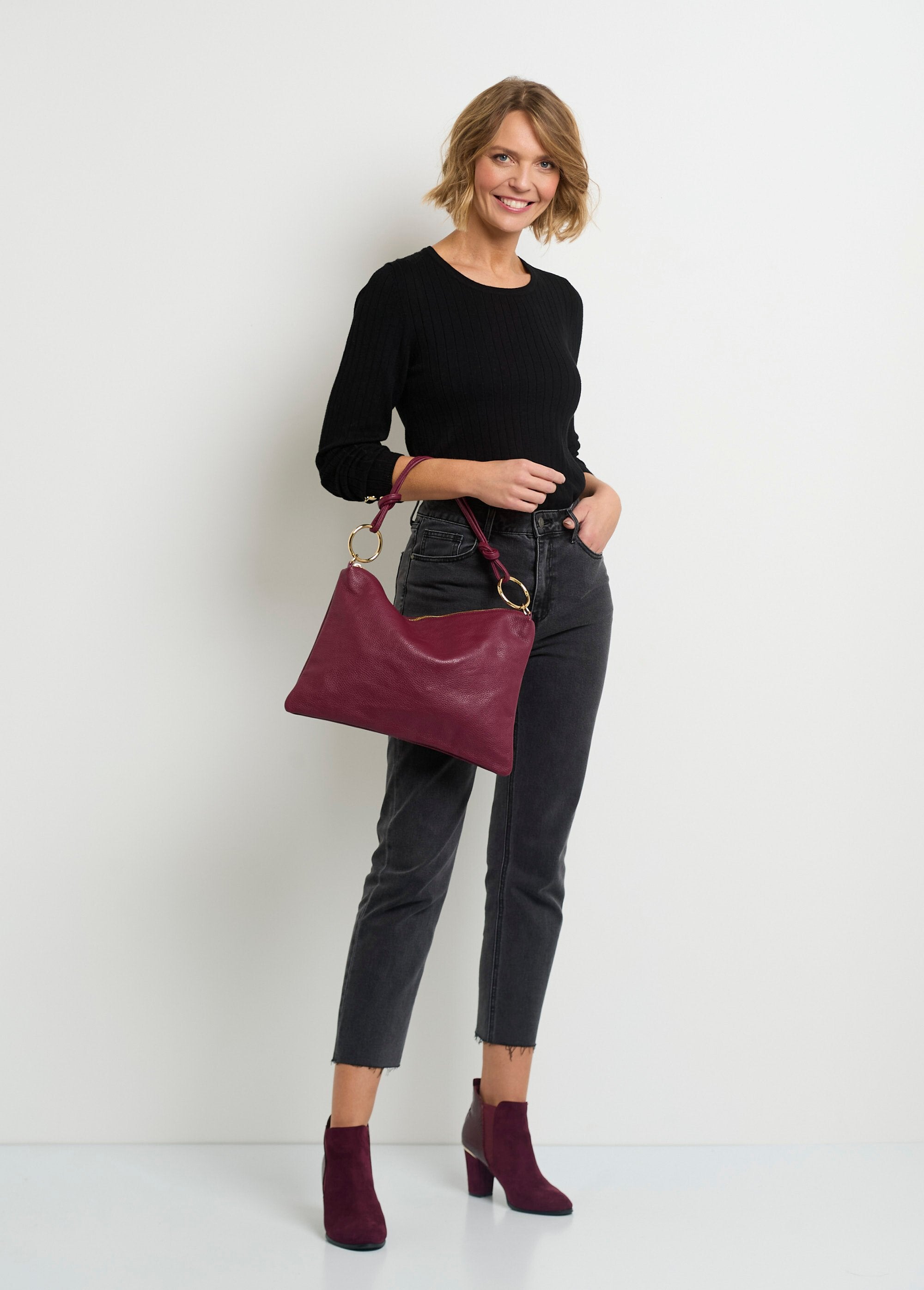 Bolso_de_piel_granulada_con_asas_de_anilla_Bordeaux_FA1_slim