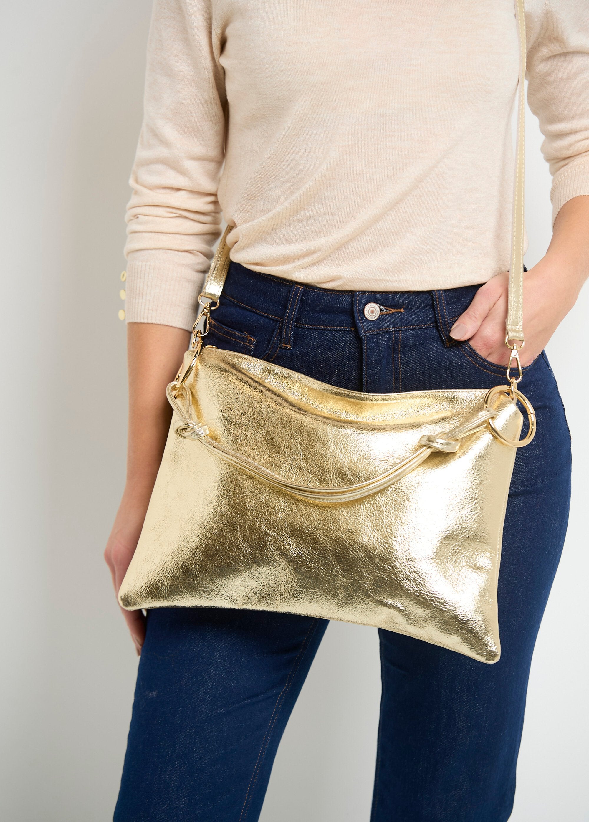 Moderno_bolso_de_piel_metalizada_Dorado_DE1_slim