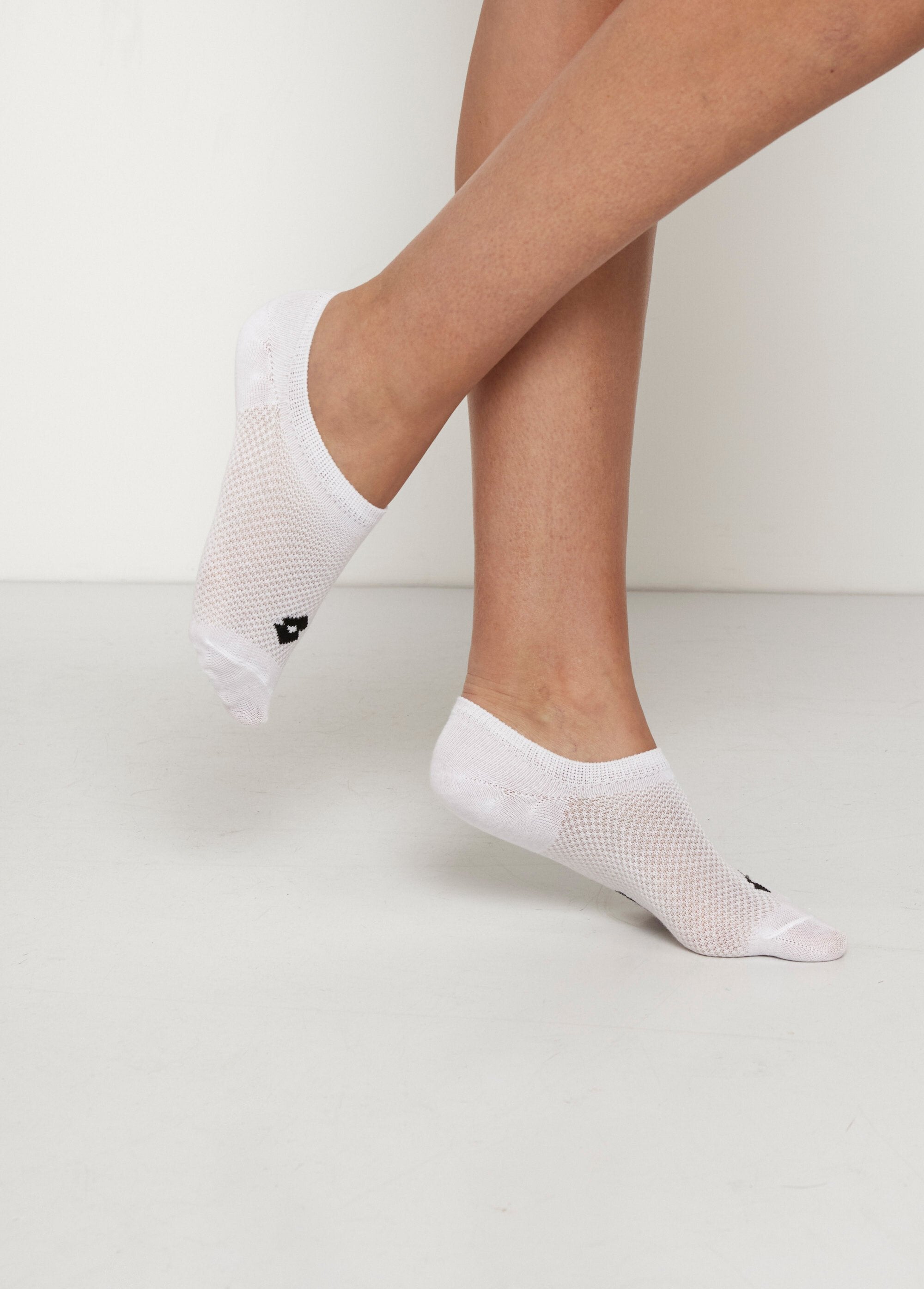 Calcetines_invisibles_acanalados_Blanco,_Blanca_DR1_slim