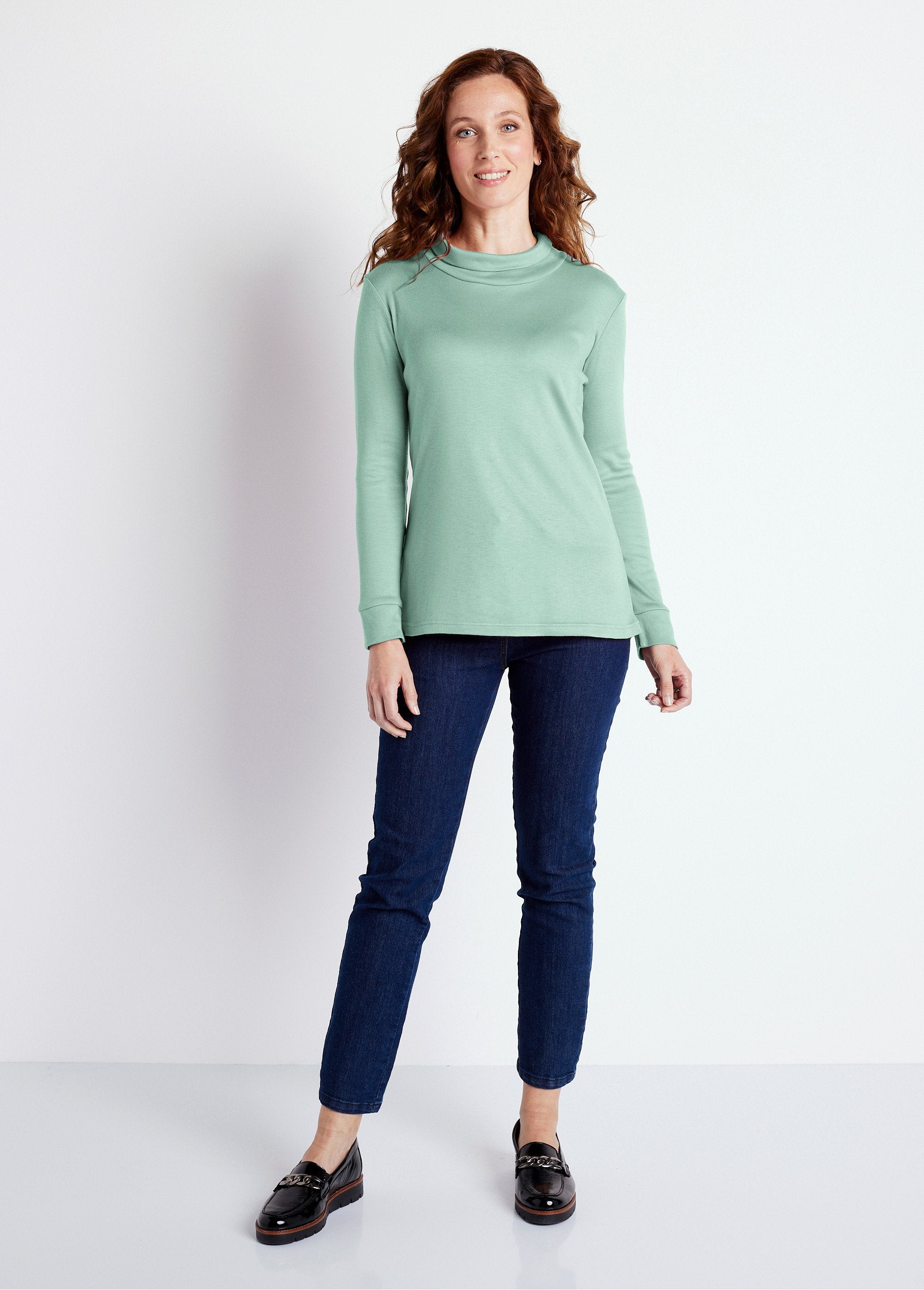 Cálida_camiseta_interior_de_punto_interlock_liso_con_cuello_alto_Verde_SF1_slim