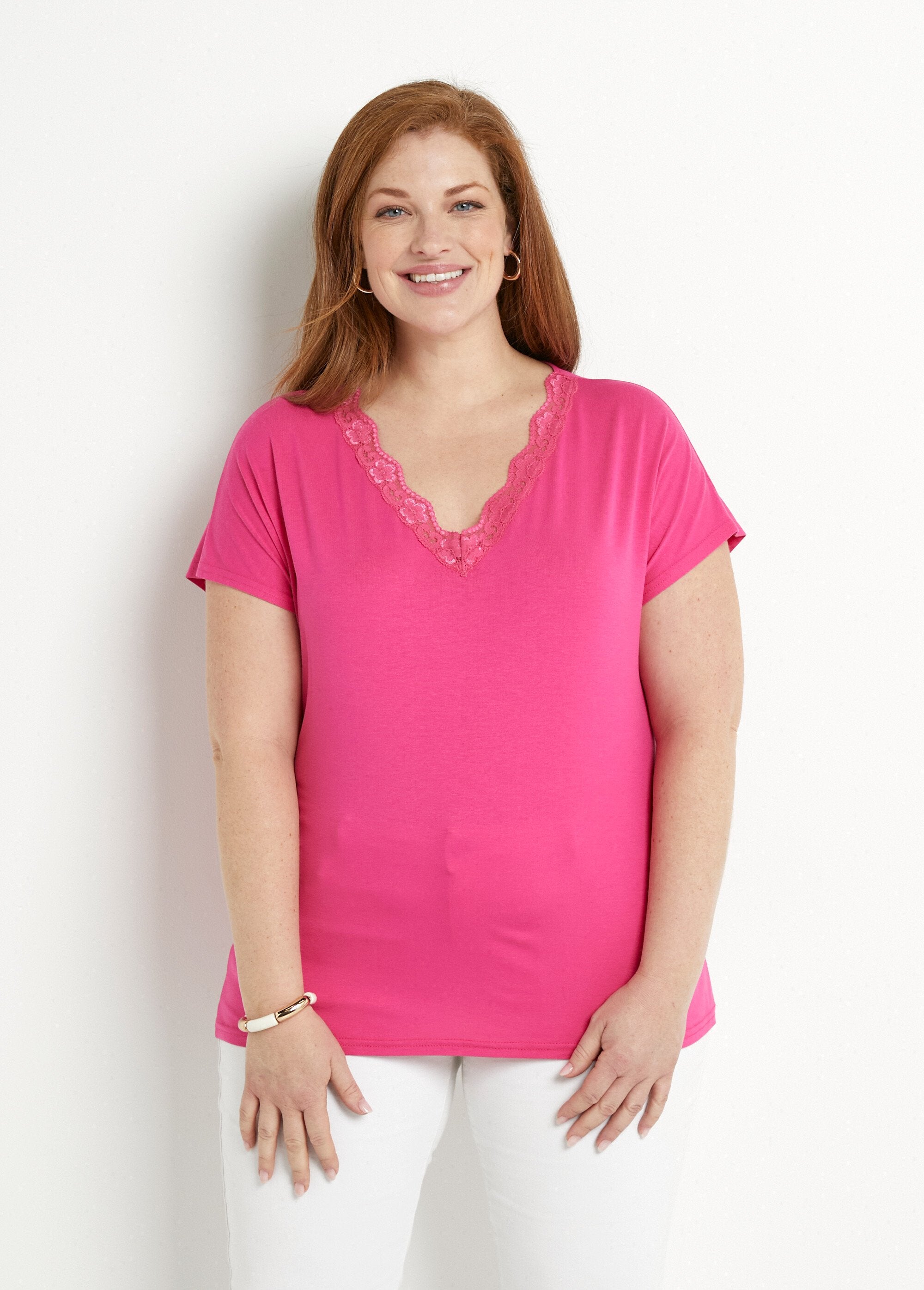 Camiseta_corta_de_encaje_elástico_Fucsia_FA1_curvy