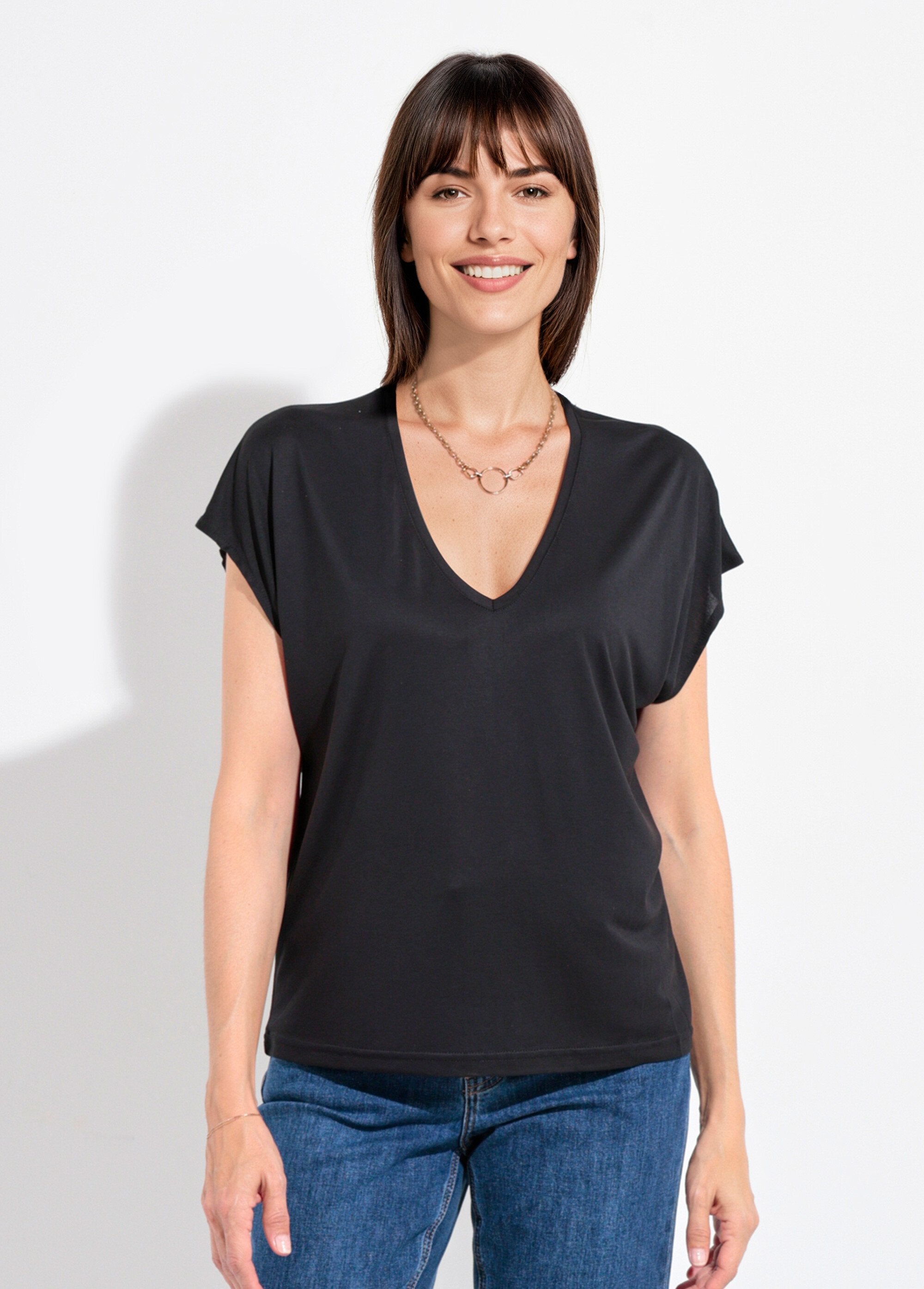 Camiseta_holgada_de_manga_corta_Negro_FA1_slim