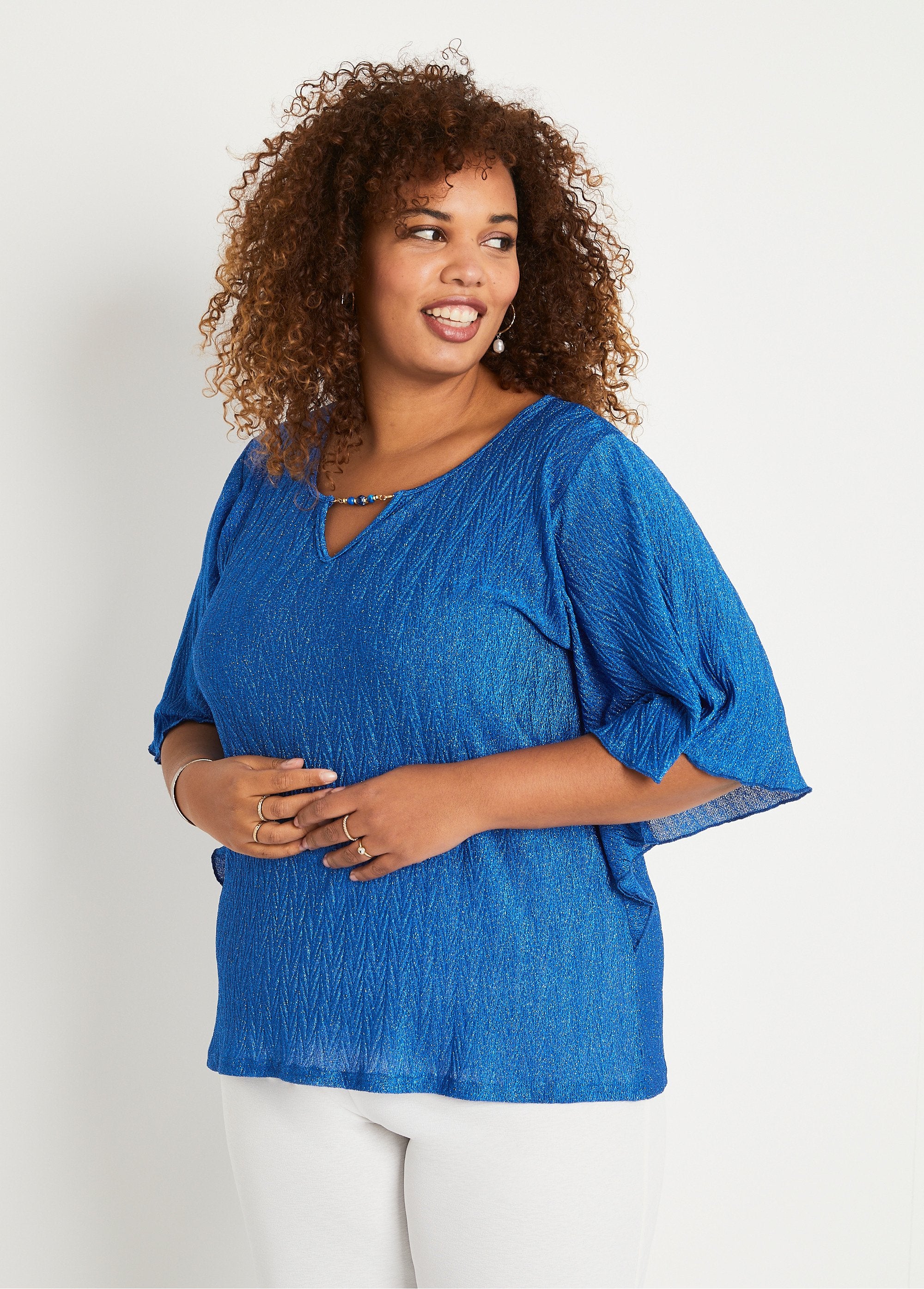 Camiseta_ancha_manga_corta_brillos_Azul_FA1_curvy