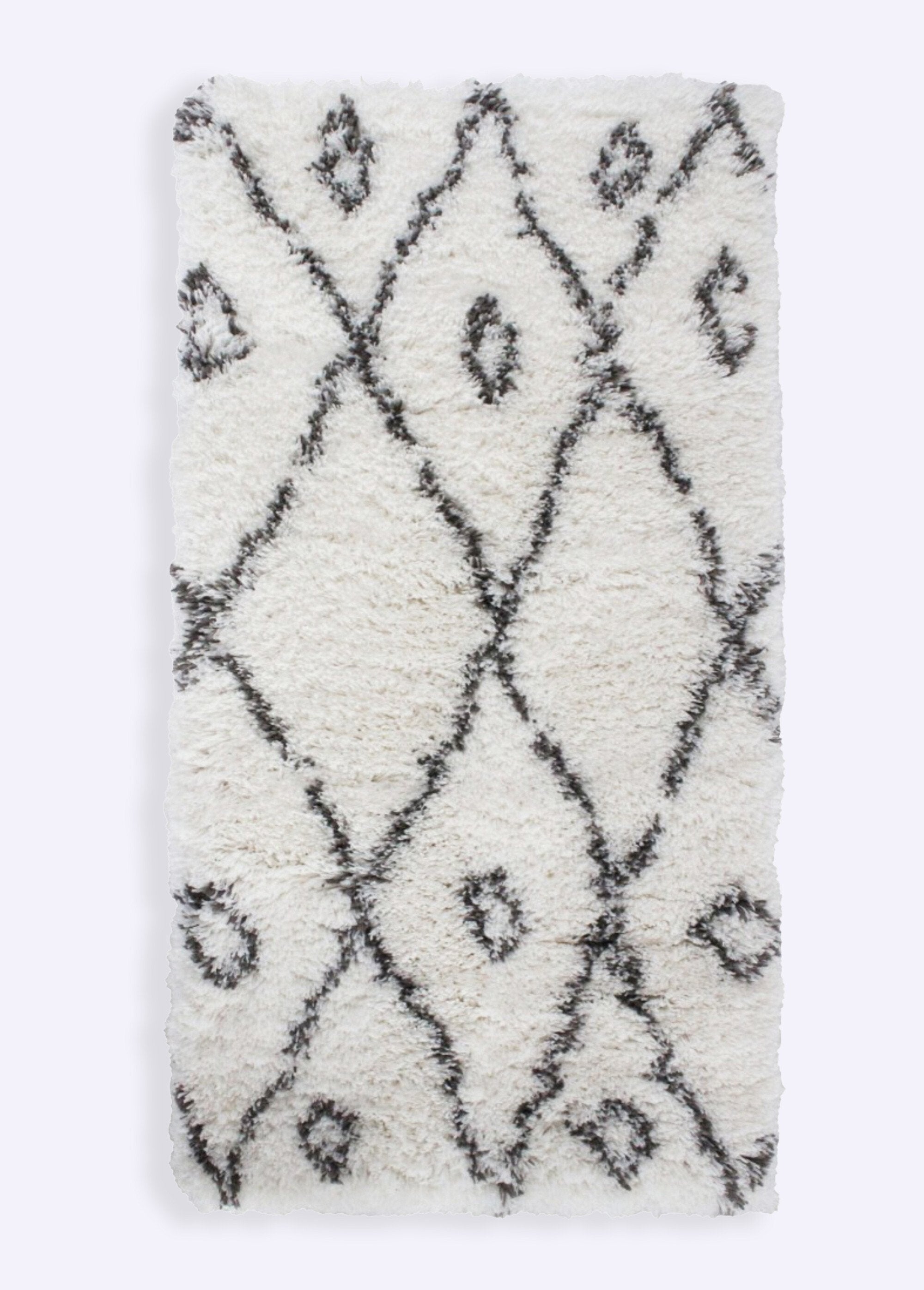 Alfombra_de_pelo_alto_con_diseño_de_rombos,_110_x_60_cm_En_blanco_y_negro_FA1_slim
