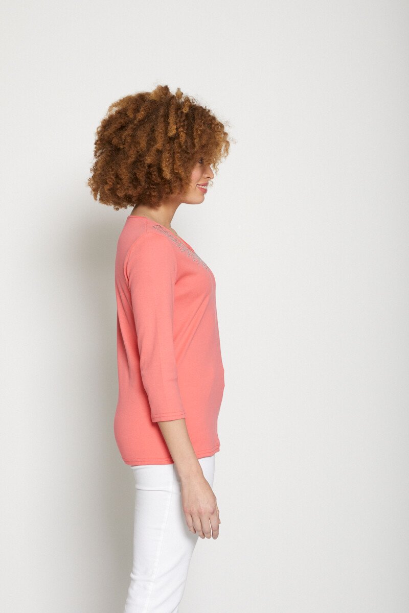 Camiseta_de_manga_3/4_con_tachuelas_Coral_DR1_slim