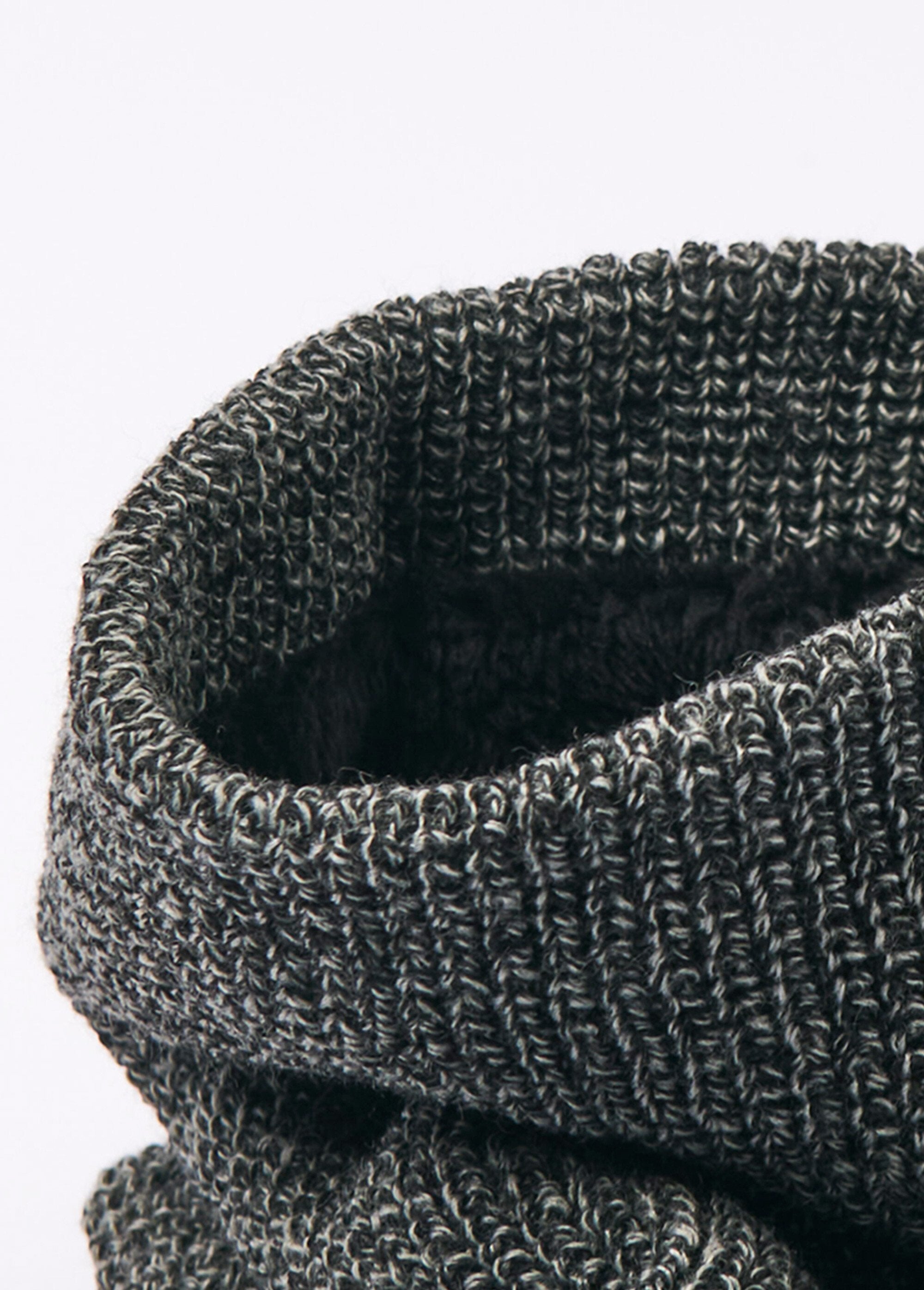 Calentador_de_cuello_de_punto_acanalado_y_polar_Gris_DE2_slim