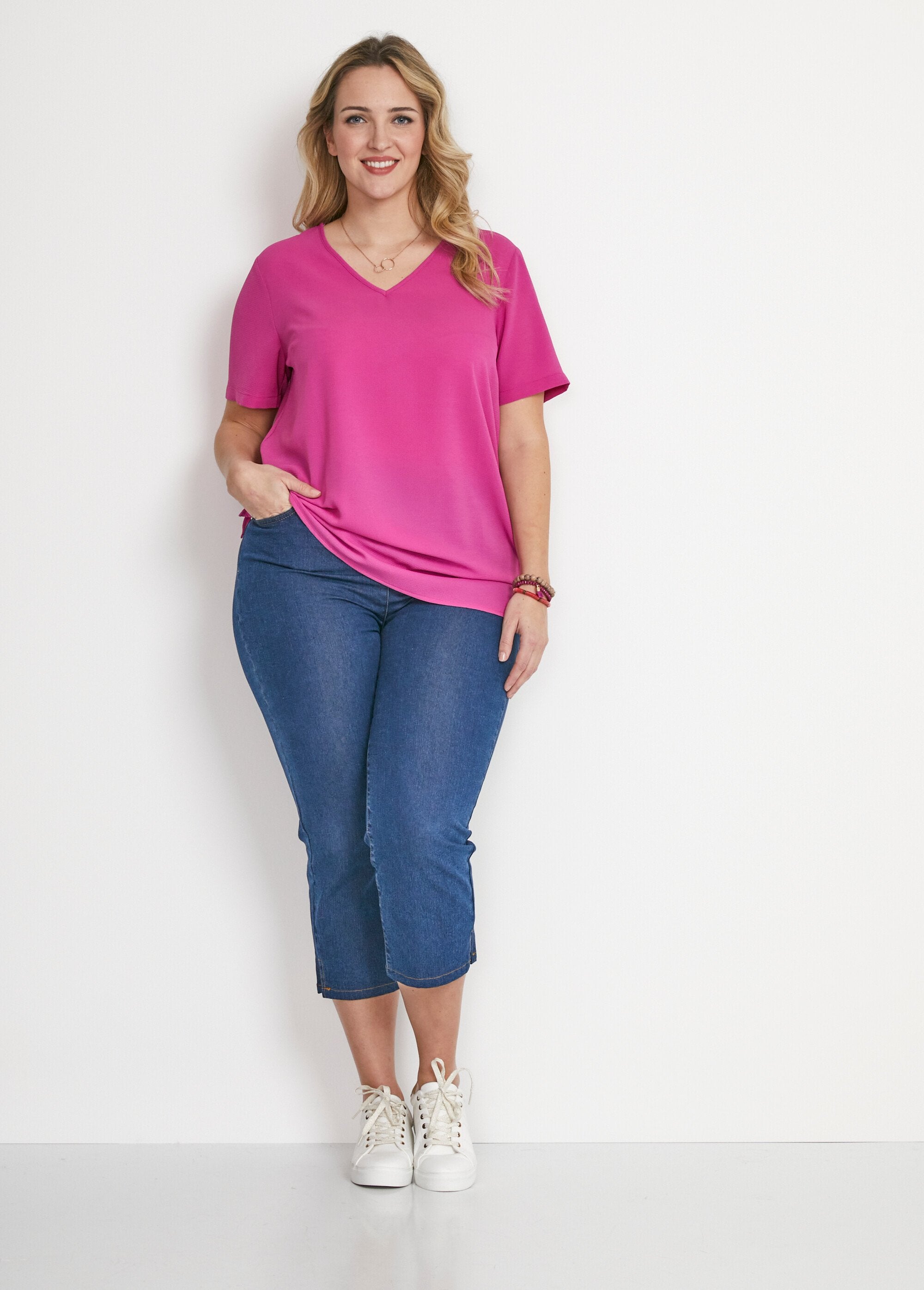 Túnica_holgada_de_largo_medio_en_tejido_de_crepé_fucsia_liso_SF1_curvy