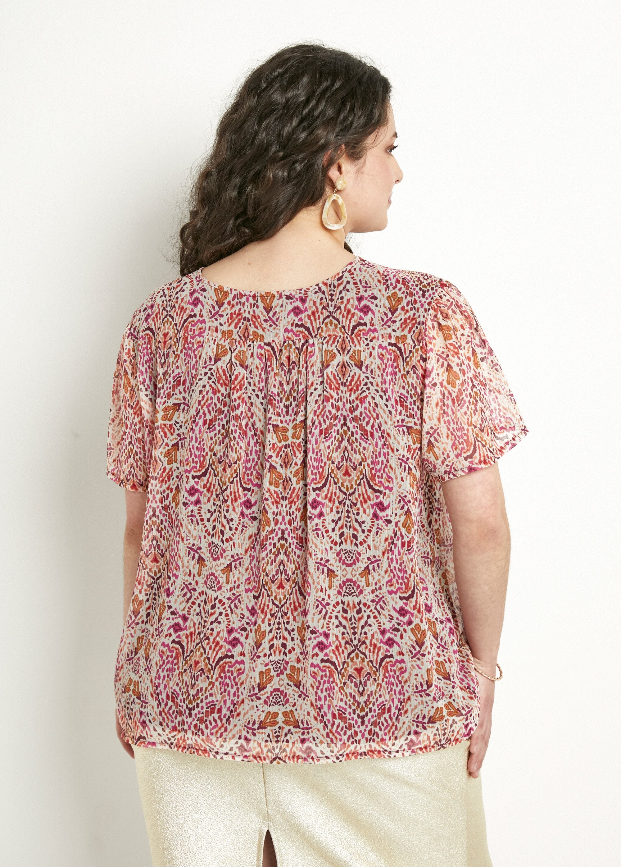 Túnica_de_velo_largo_con_estampado_étnico_y_cuello_en_V_Rosa_y_blanco_DO1_curvy
