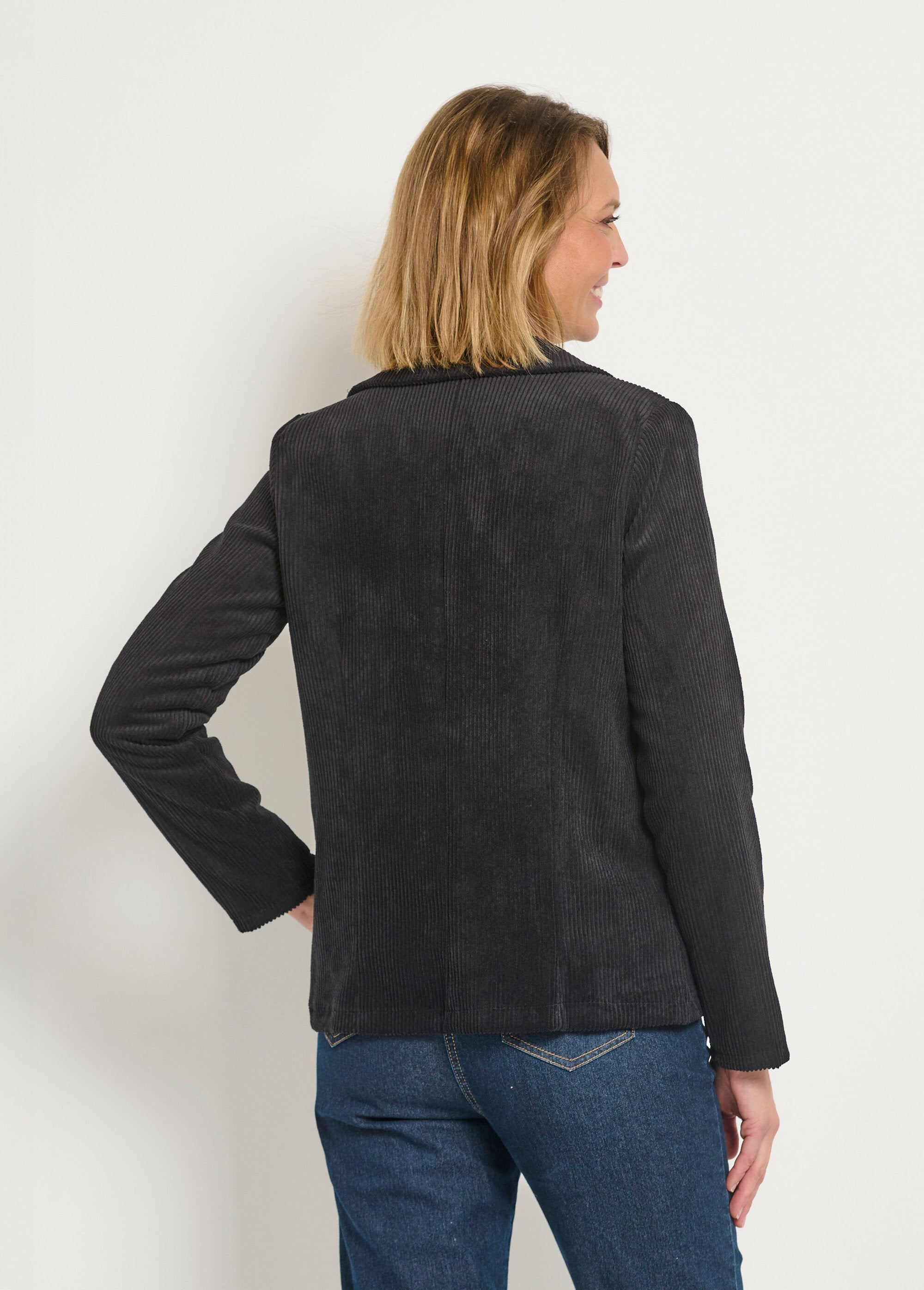 Chaqueta_de_pana_con_cuello_sastre_Negro_DO1_slim